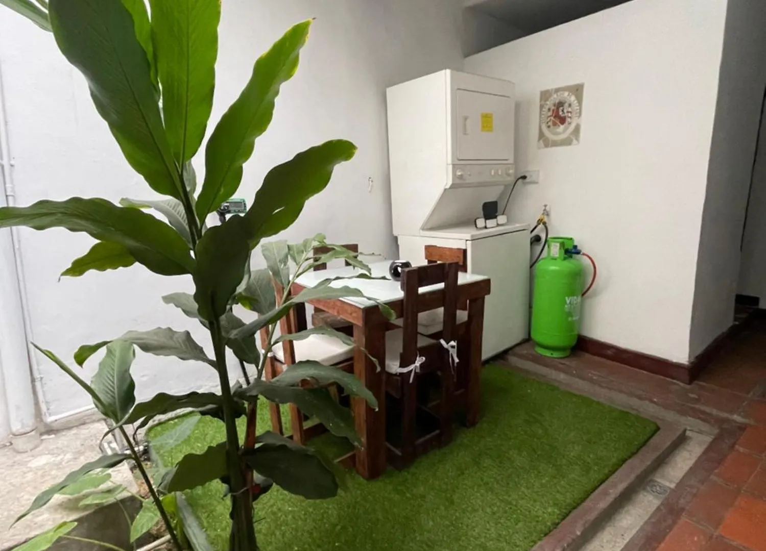 民宿 Hostal Chontaduro Casa Colonial En Pleno Centro Historico De Cali- Se Alquila La Casa Entera Para 12 O 13 Personas O Por Habitaciones