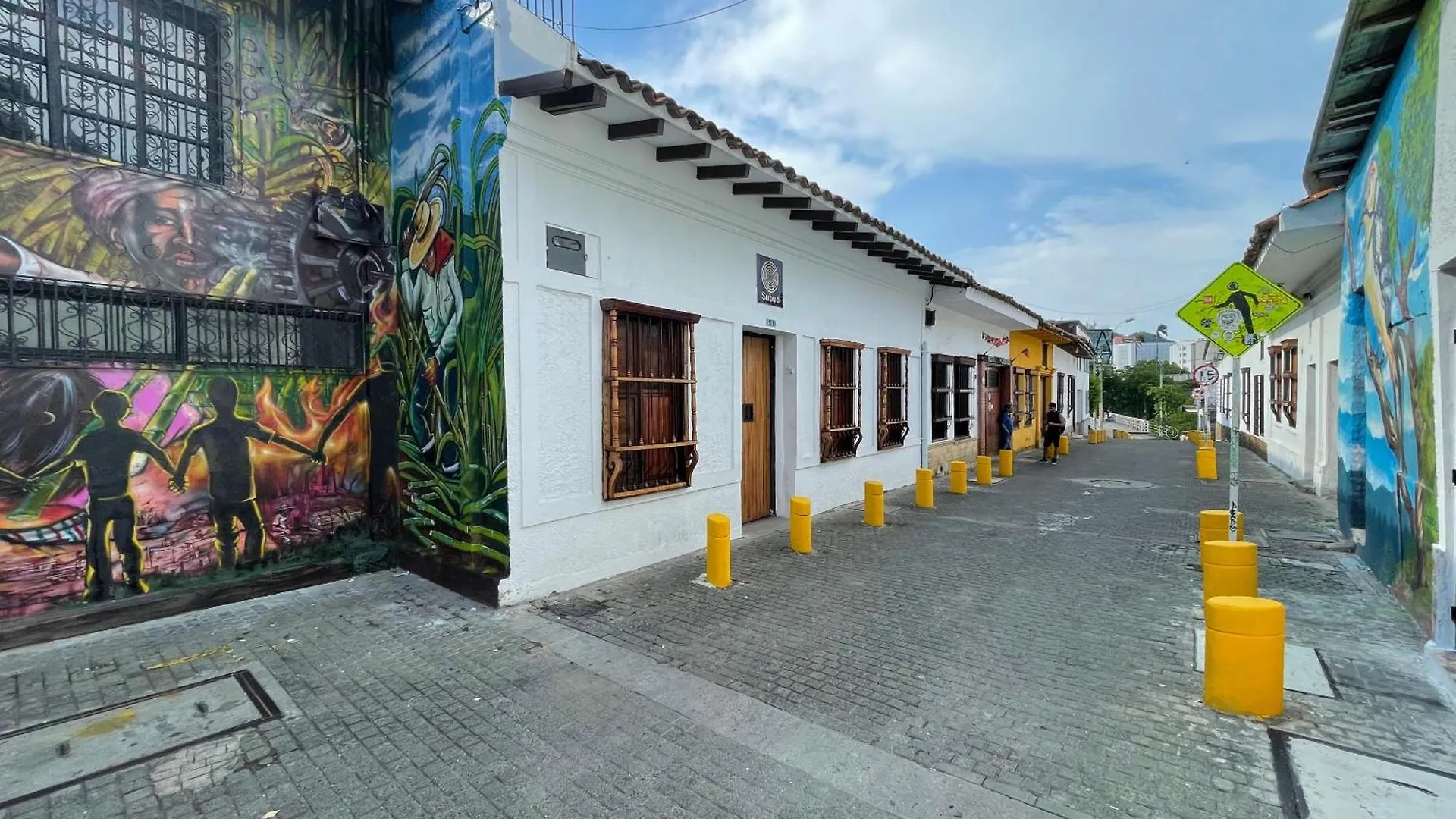 Hostal Chontaduro Casa Colonial En Pleno Centro Historico De Cali- Se Alquila La Casa Entera Para 12 O 13 Personas O Por Habitaciones 哥伦比亚